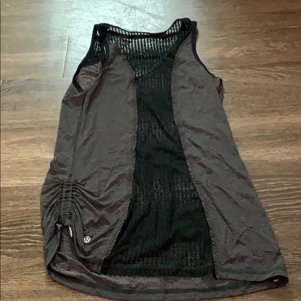 Lululemon top